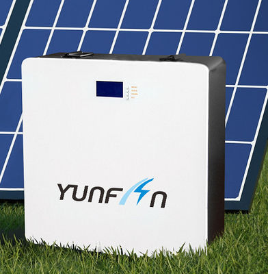 51.2V 100Ah 5KWh Batterie solaire murale résidentielle à cycle profond Batterie LiFePo4